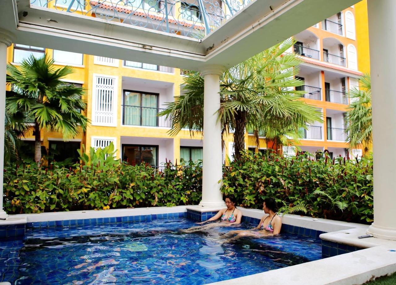Venetian Poseidon Pool Hotel Джомтьен Экстерьер фото